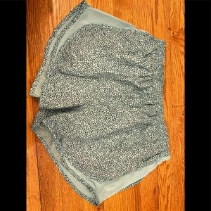 Women’s Nike drifit shorts